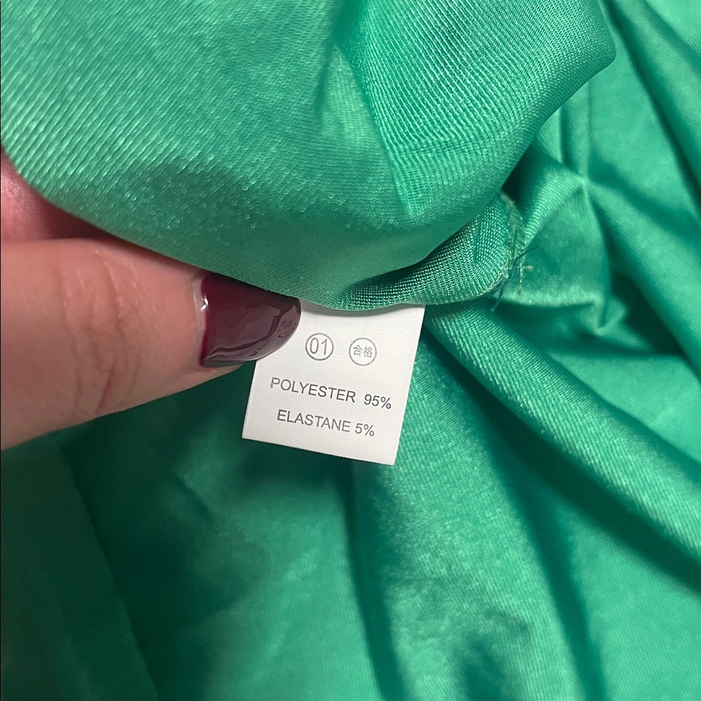 Dress - Picture 7 of 7